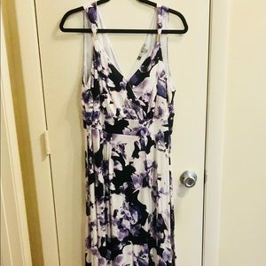 Jennifer Lopez purple and white dress